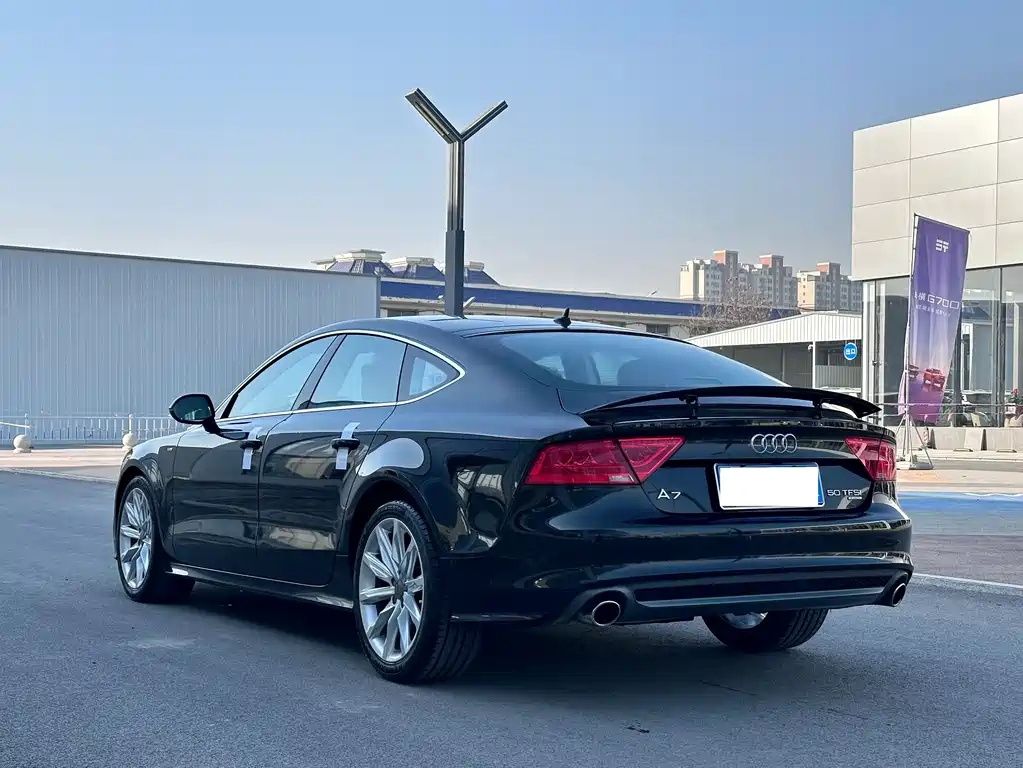 Audi A7 2014 — фото 4
