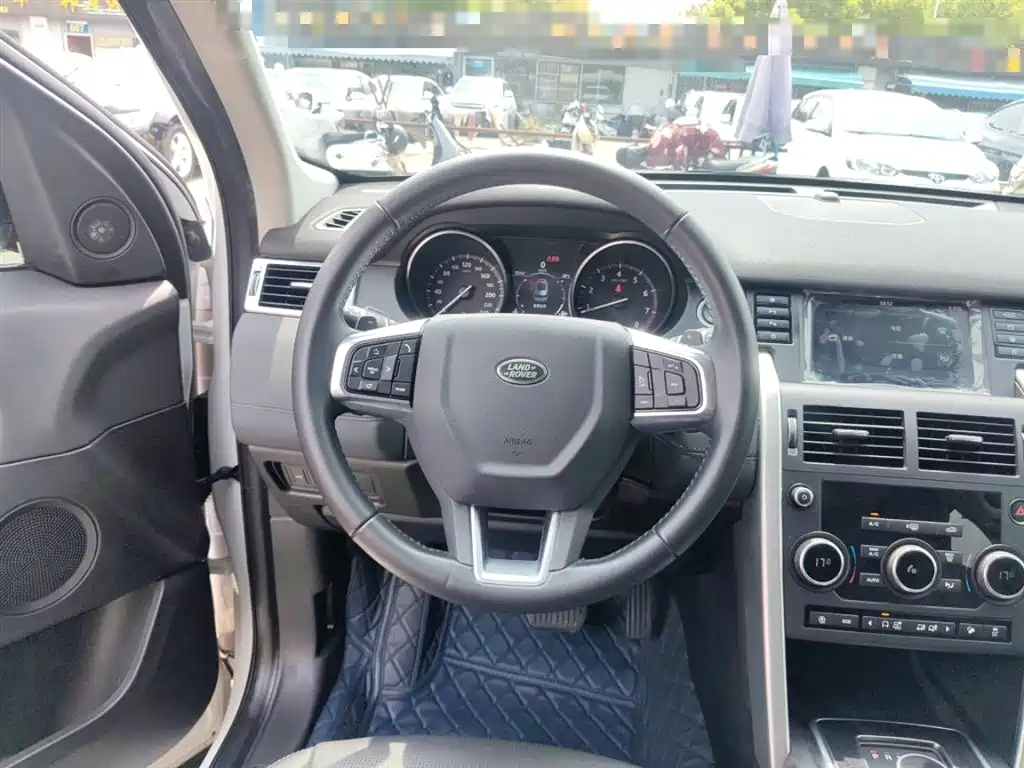 Land Rover Discovery Sport 2018 — фото 4
