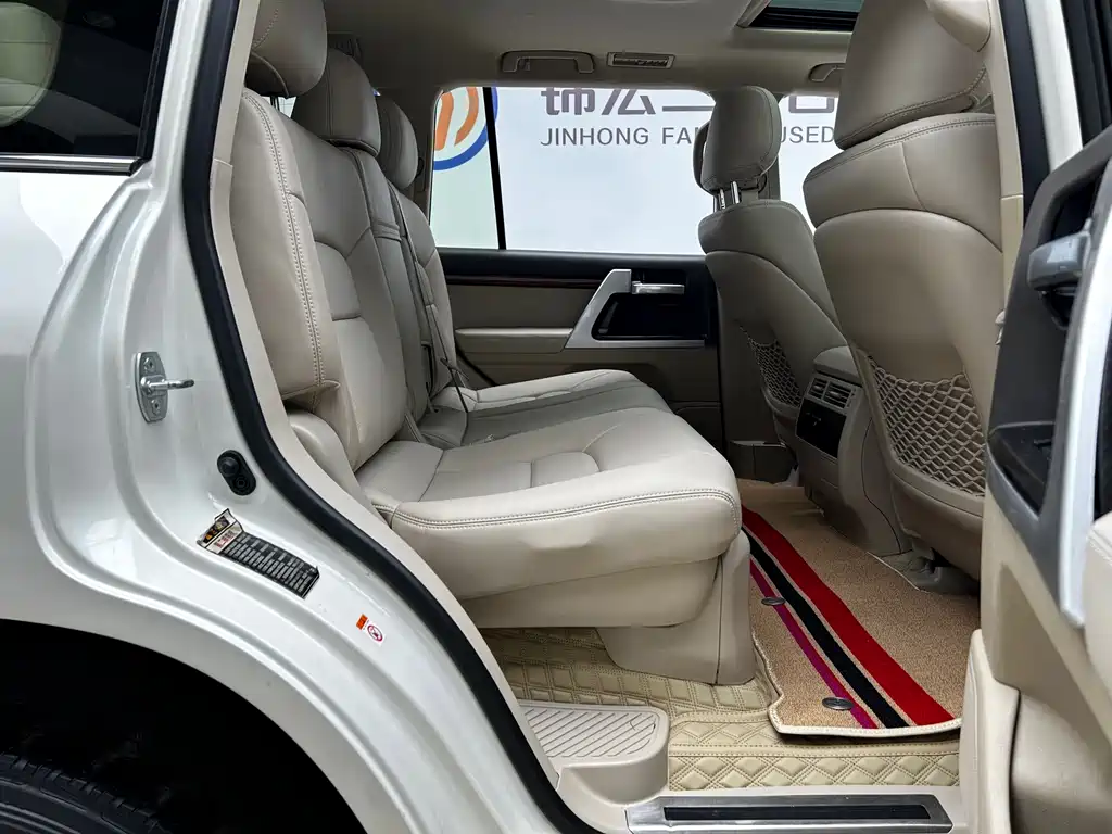 Toyota Land Cruiser 2018 — фото 20
