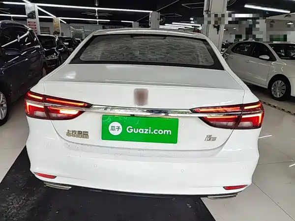 Roewe i6 Classic 2020