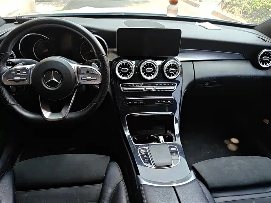 Mercedes-Benz C-Class 2019 — фото 12
