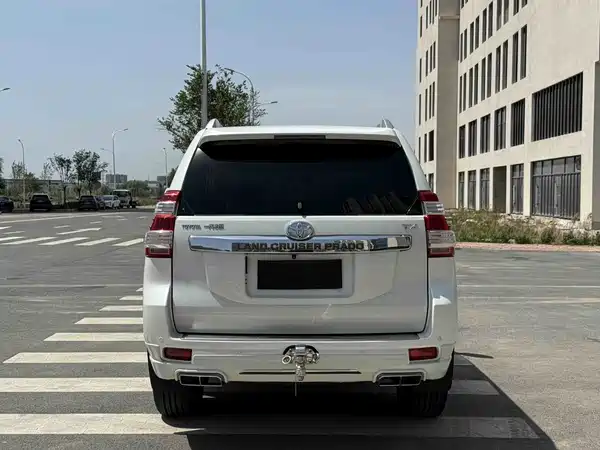 Toyota Prado 2016