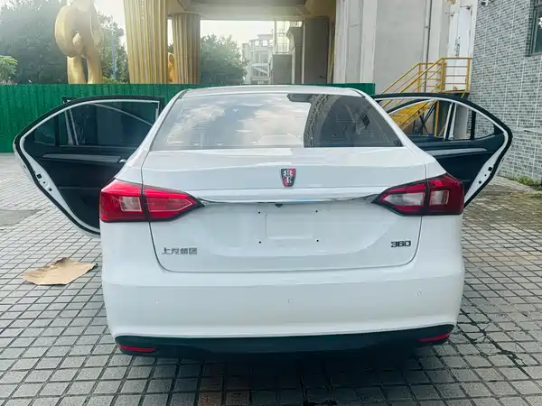 Roewe 360 2016