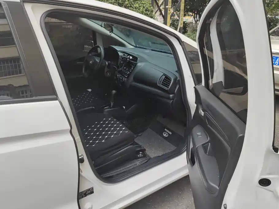Honda Fit 2020 — фото 8
