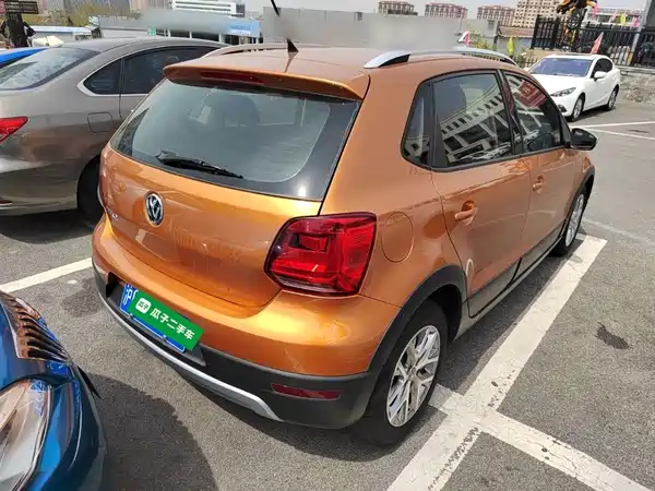 Volkswagen Polo 2016
