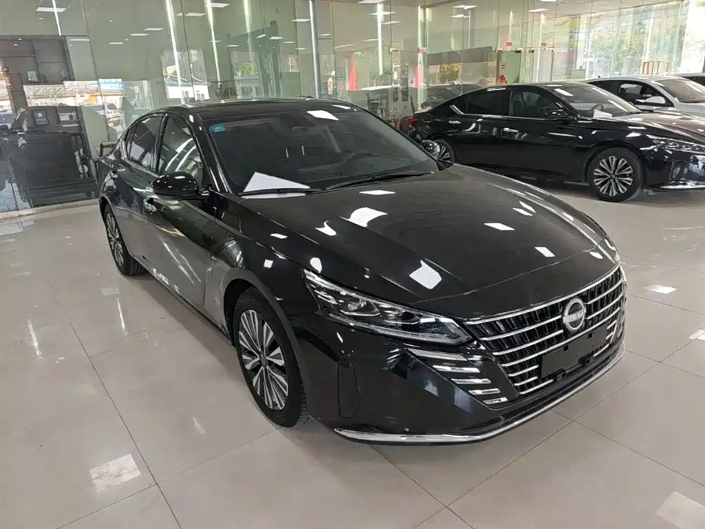 Nissan Teana 2023 — фото 4