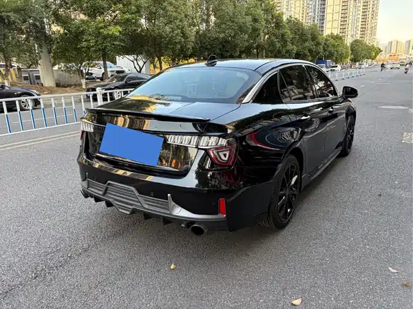 Lynk & Co 03 2019