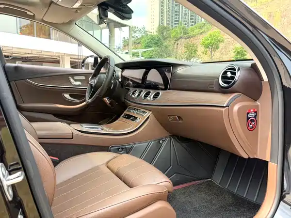 Mercedes-Benz E-Class 2021