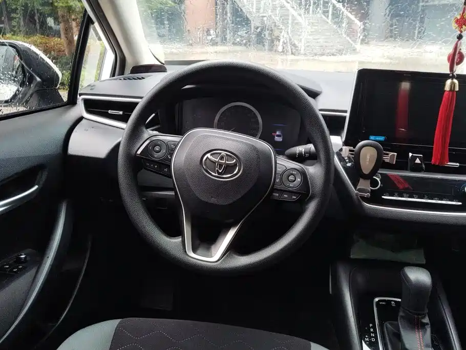 Toyota Corolla 2021 — фото 15