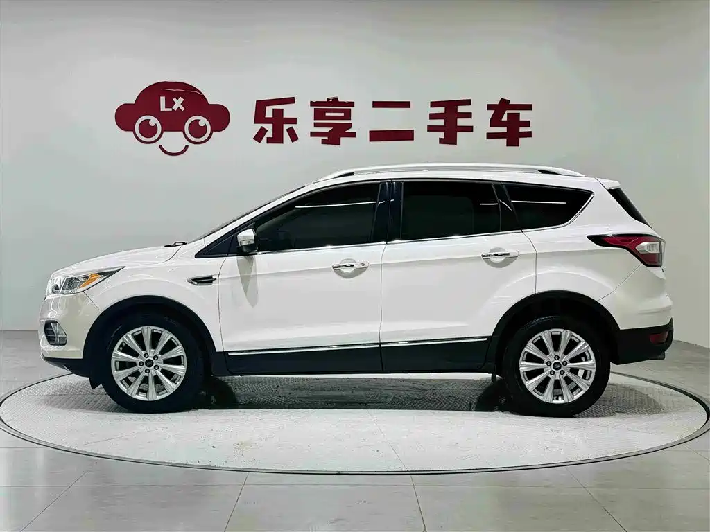 Ford Kuga 2017 — фото 2