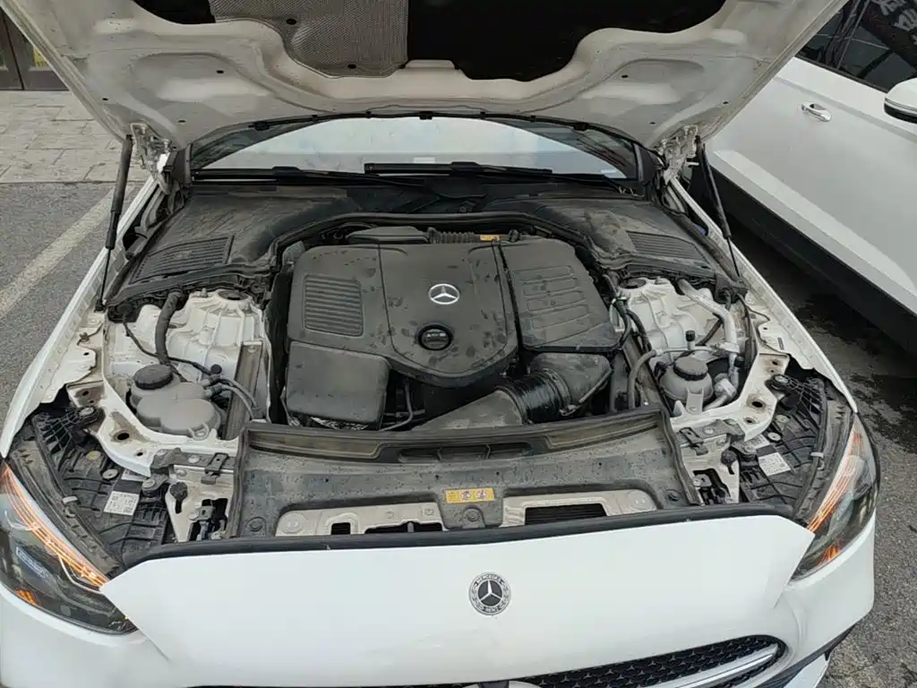 Mercedes-Benz C-Class 2023 — фото 20