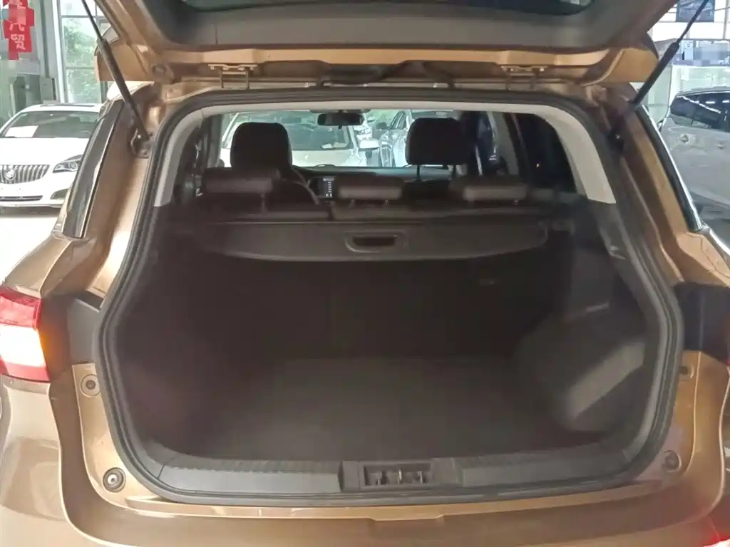 GAC Motor Trumpchi GS4 2015 — фото 19