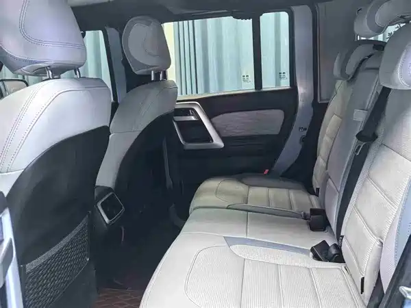 BAIC BJ40 2023