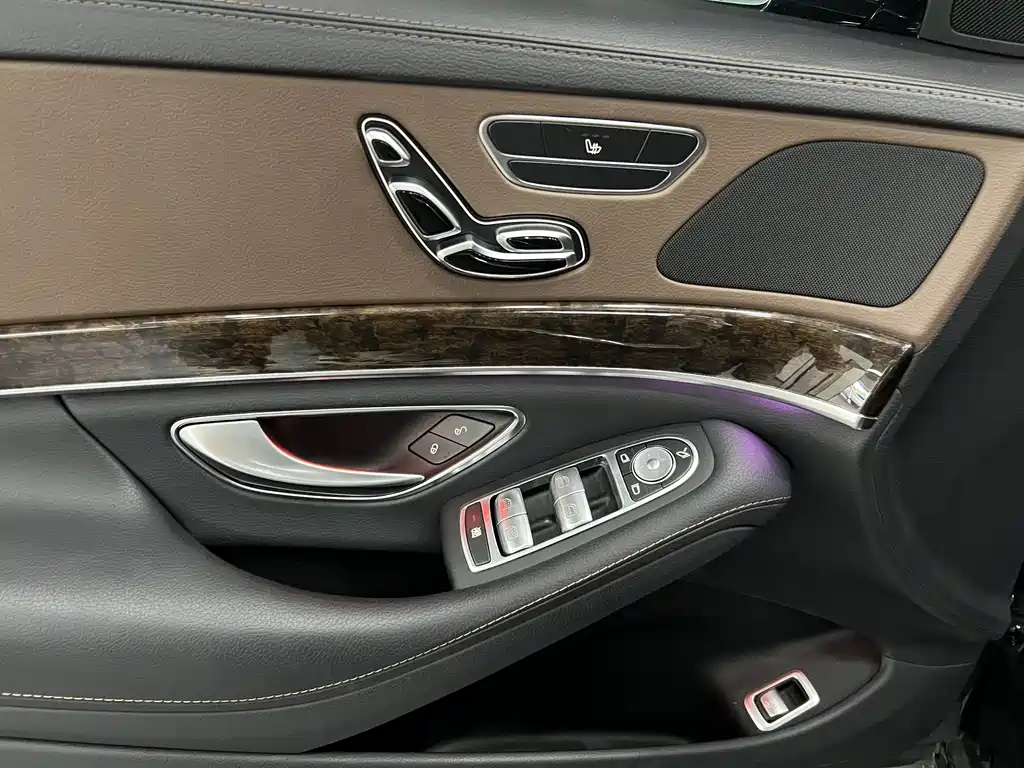 Mercedes-Benz S-Class 2018 — фото 16