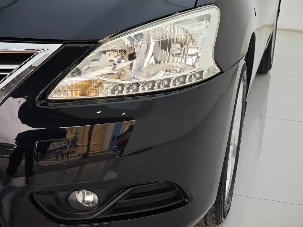 Nissan Sylphy 2013 — фото 25
