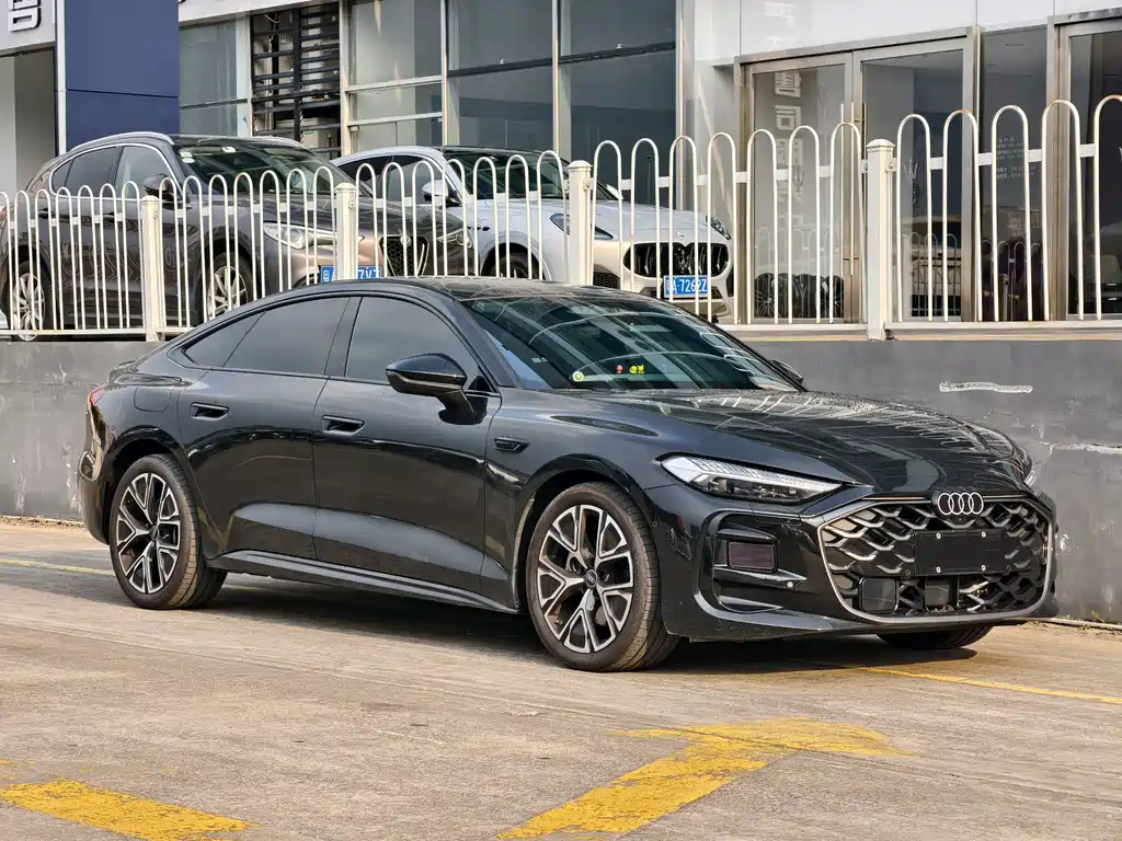 Audi A5L Sportback 2026 — фото 2