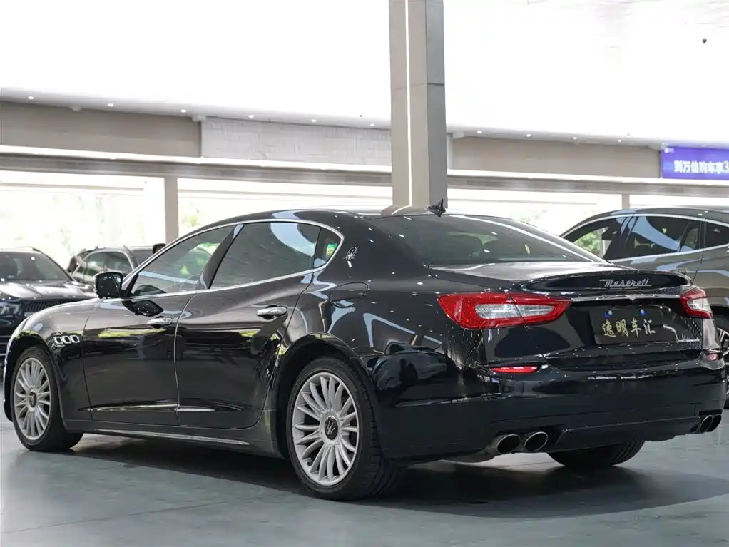 Maserati Quattroporte 2015 — фото 4