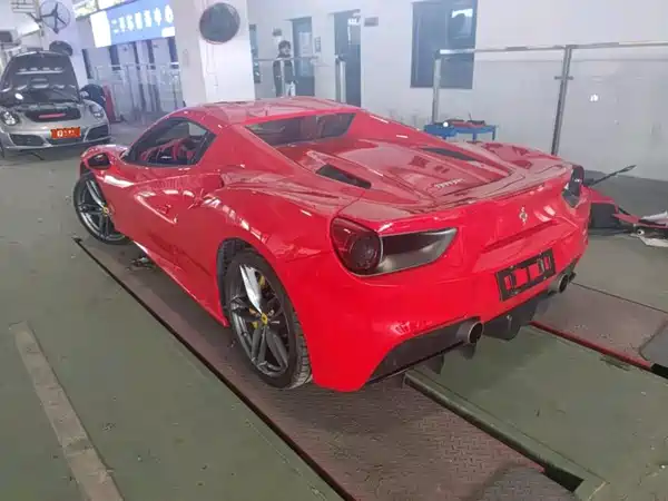 Ferrari 488 2015