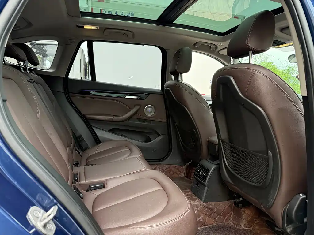 BMW X1 2021 — фото 10