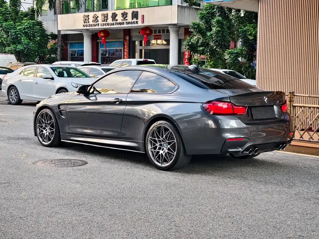 BMW M4 2016 — фото 4
