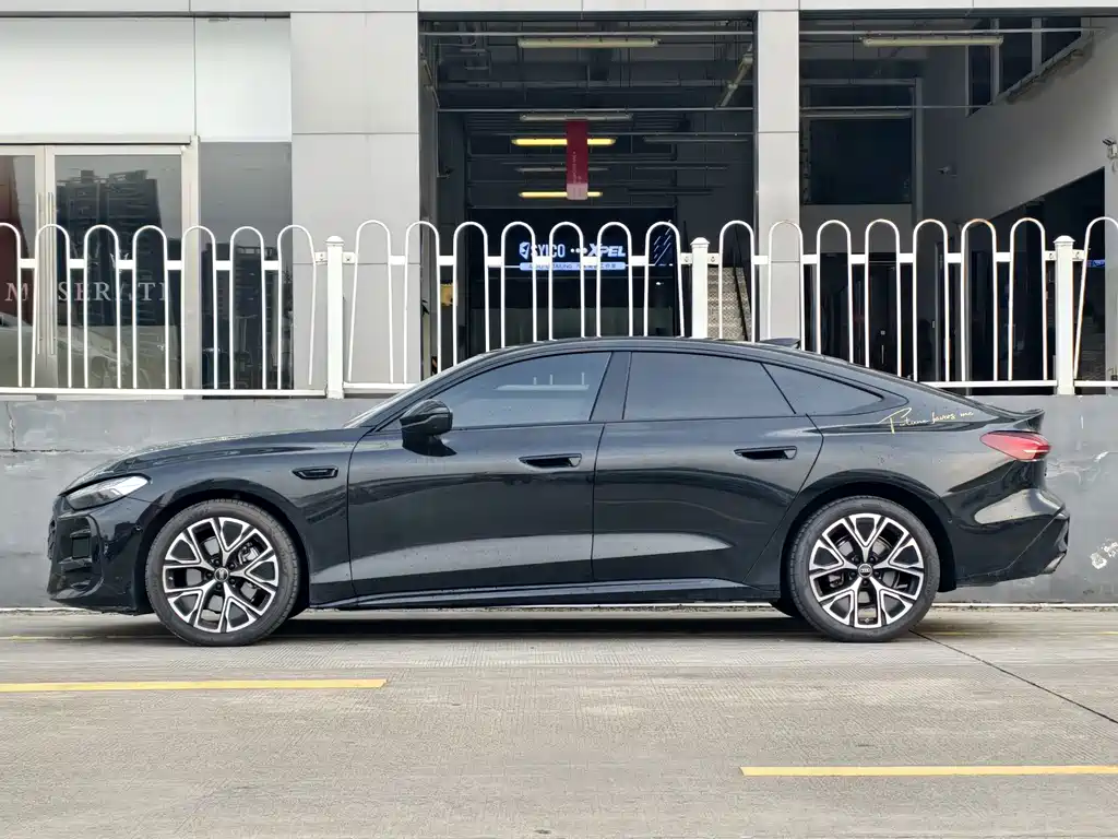 Audi A5L Sportback 2026 — фото 6