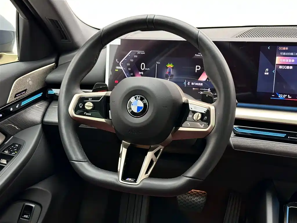 BMW 5 Series 2024 — фото 12