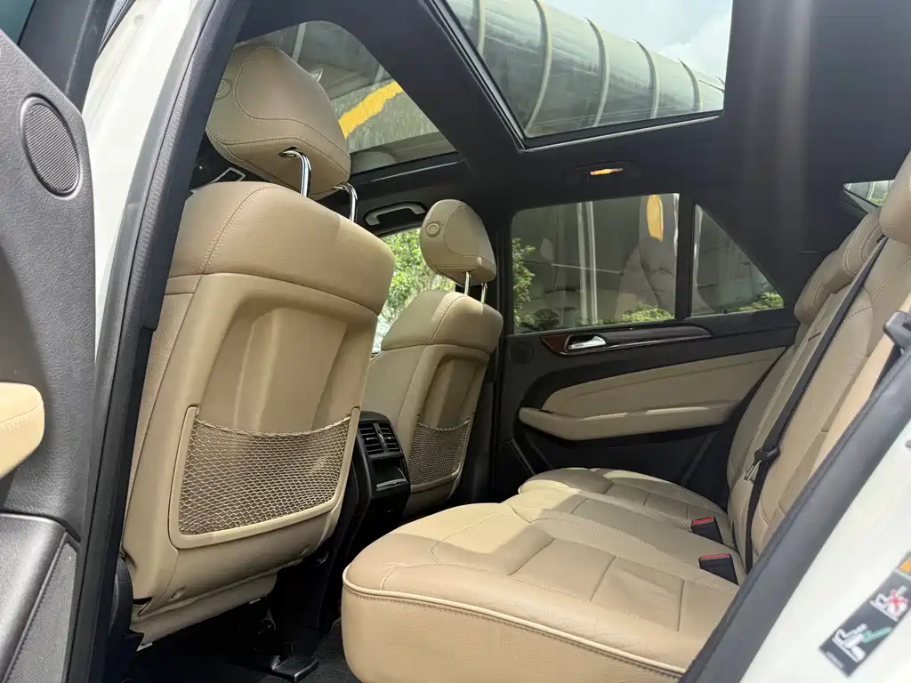 Mercedes-Benz M-Class 2014