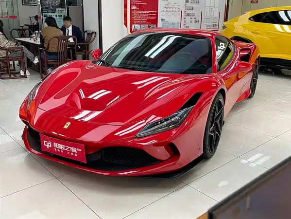 Ferrari F8 2019
