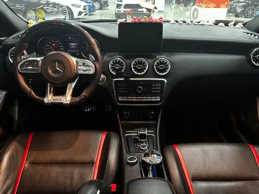 Mercedes-Benz A-Class AMG 2018 — фото 9