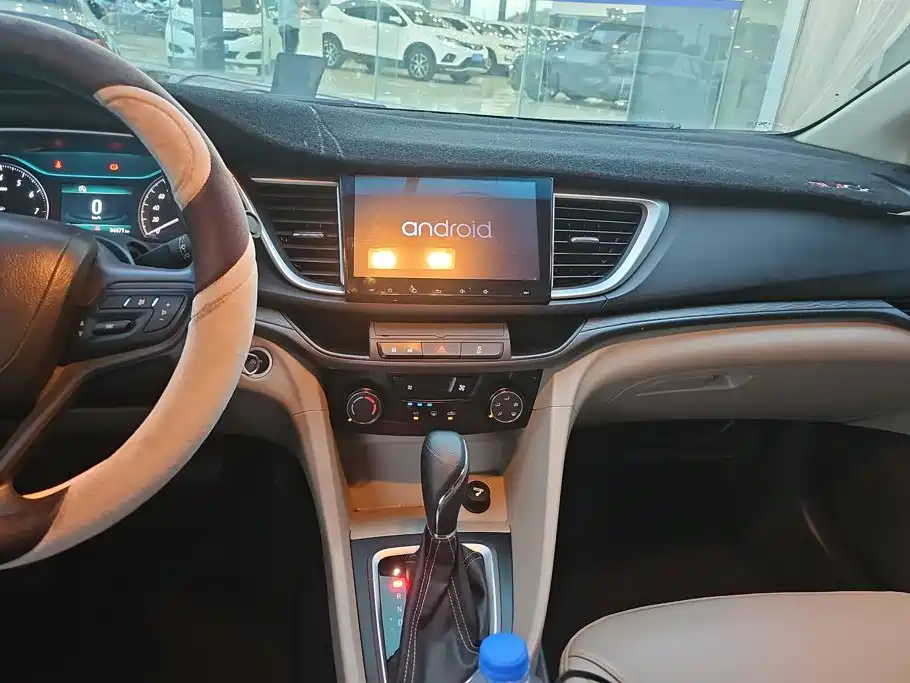 Buick Excelle 2017 — фото 13