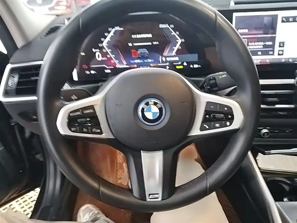 BMW i3 2024 — фото 11