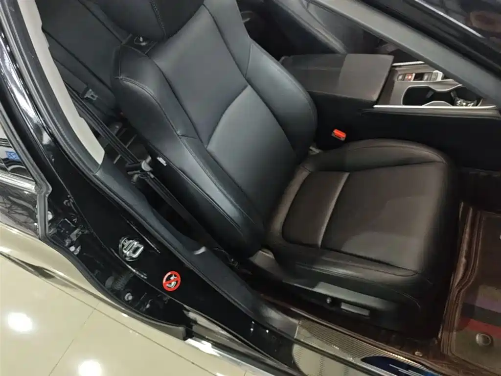 Honda Accord 2023 — фото 25