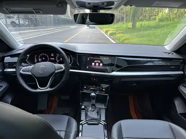 Volkswagen Passat 2021