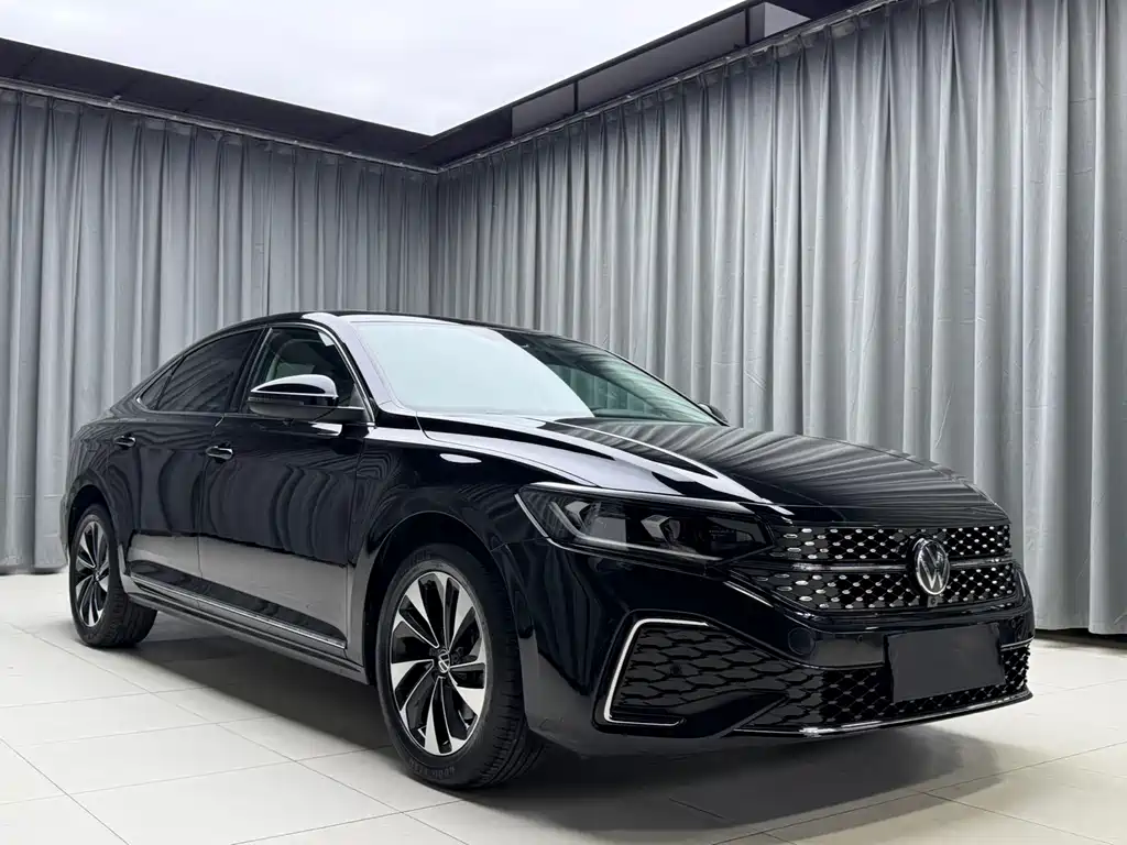 Volkswagen Passat 2022
