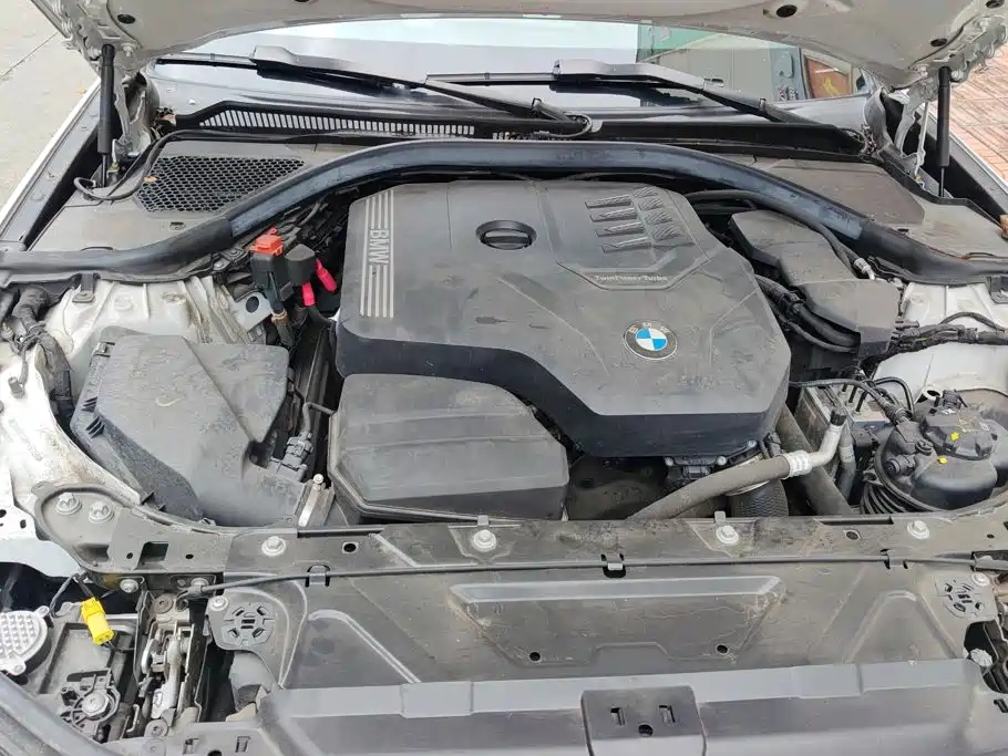 BMW 3 Series 2021 — фото 10