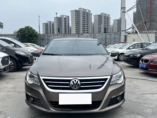 Volkswagen CC 2011