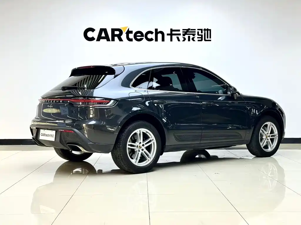 Porsche Macan 2023 — фото 4
