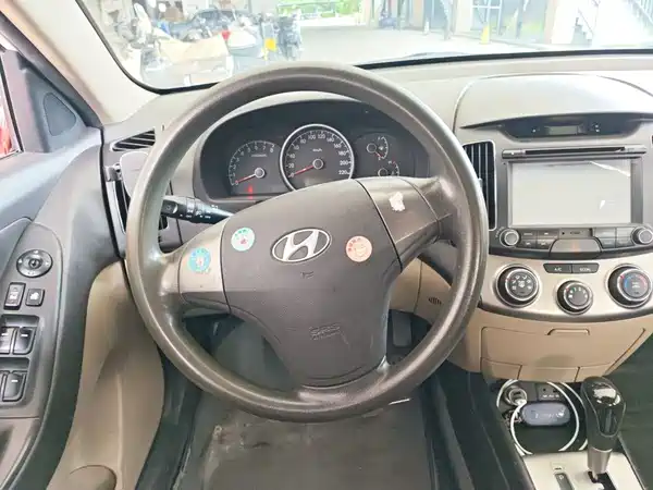 Hyundai Yuedong 2014