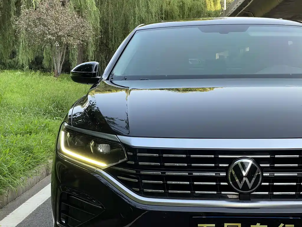 Volkswagen Passat 2021 — фото 10
