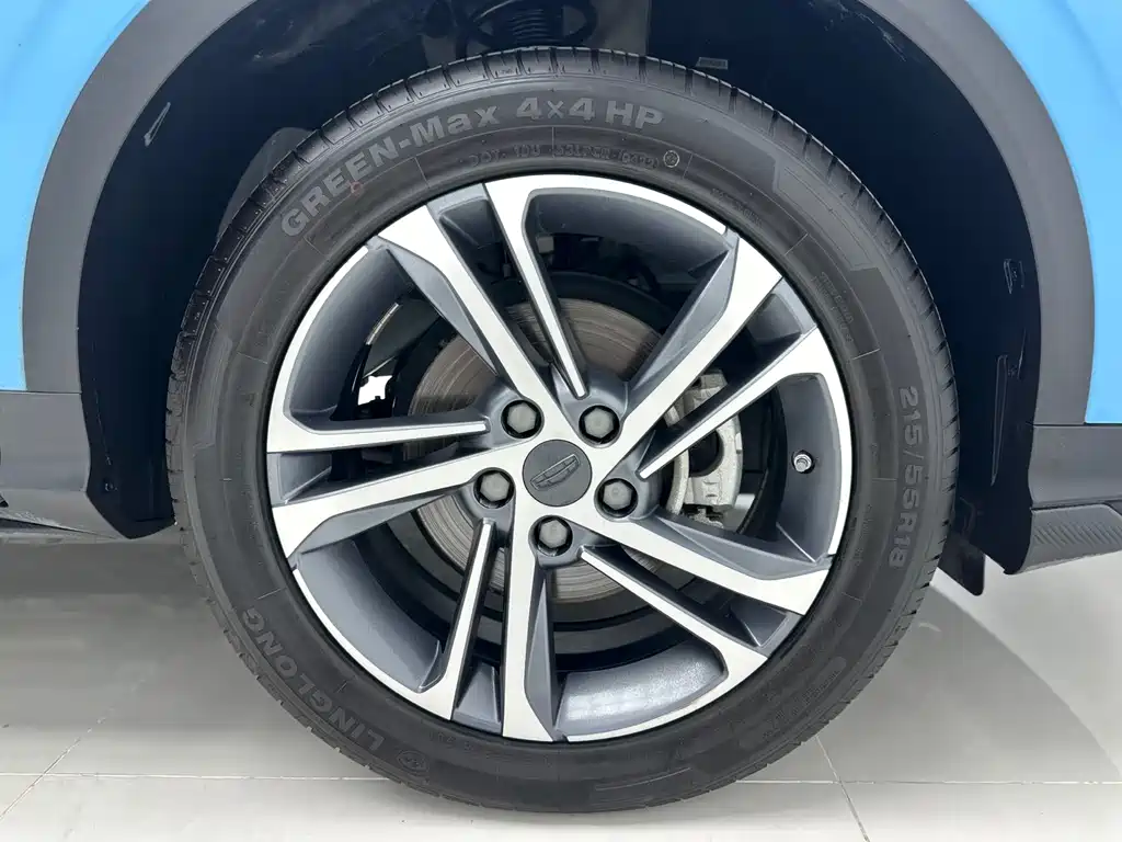 Geely Binyue 2022 — фото 15