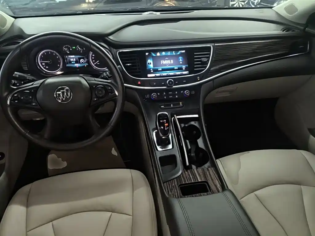 Buick LaCrosse 2016 — фото 10