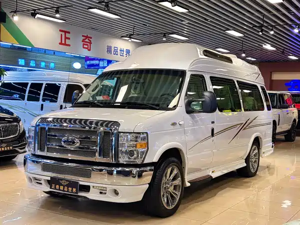 Ford E350 2011