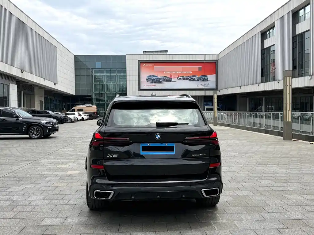 BMW X5 2025 — фото 12