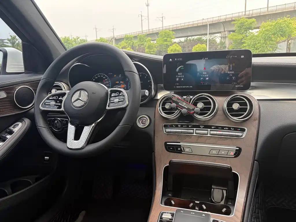 Mercedes-Benz GLC 2022 — фото 15