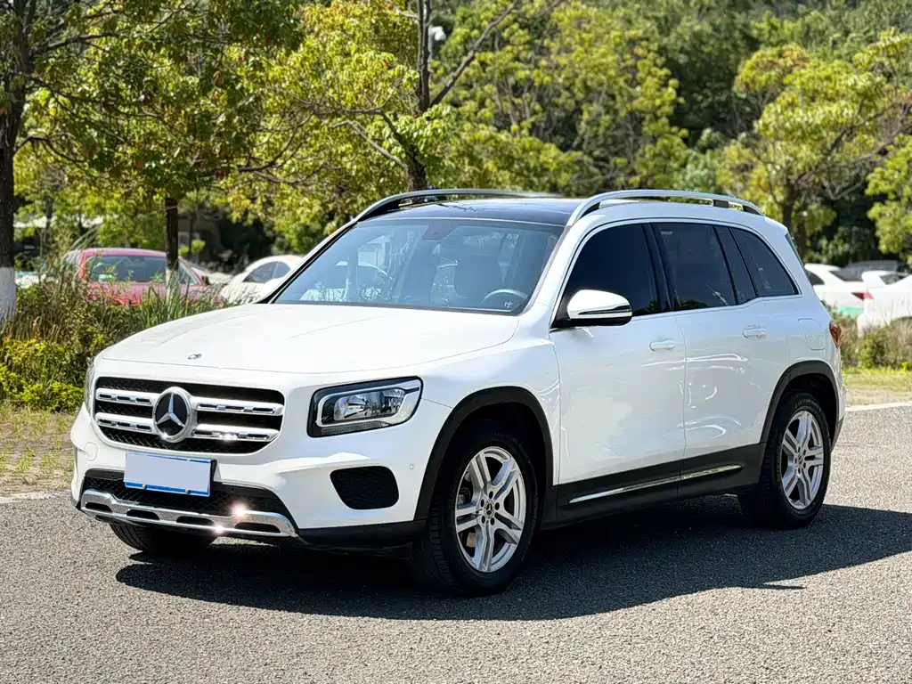 Mercedes-Benz GLB 2021 — фото 1