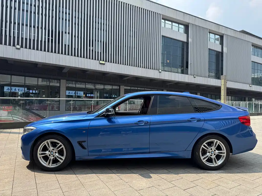 BMW 3 Series GT 2015 — фото 10