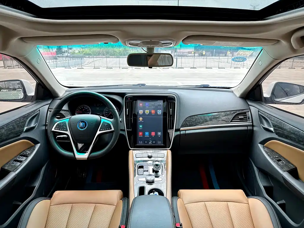 BYD Qin NEV 2018 — фото 12