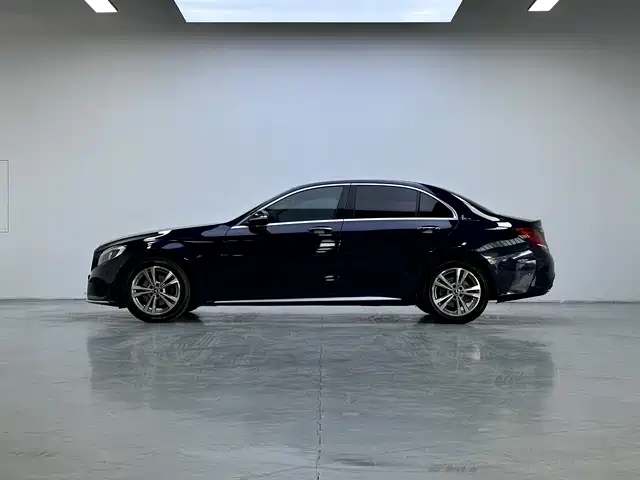 Mercedes-Benz C-Class 2018 — фото 8