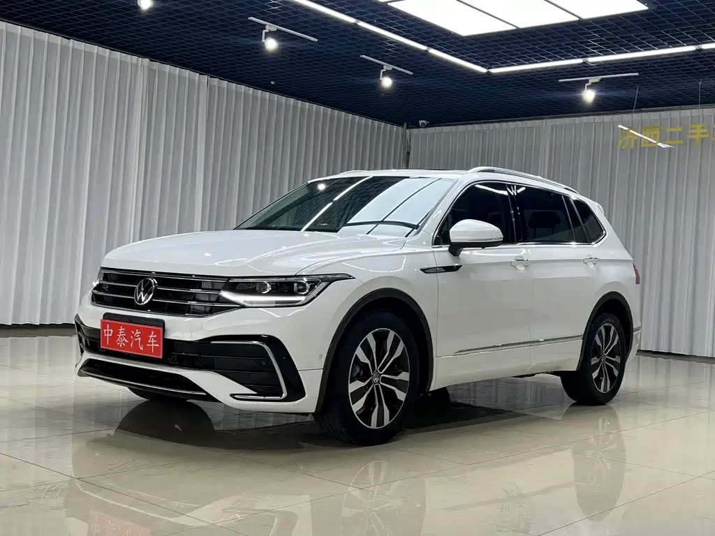Volkswagen Tiguan L 2022