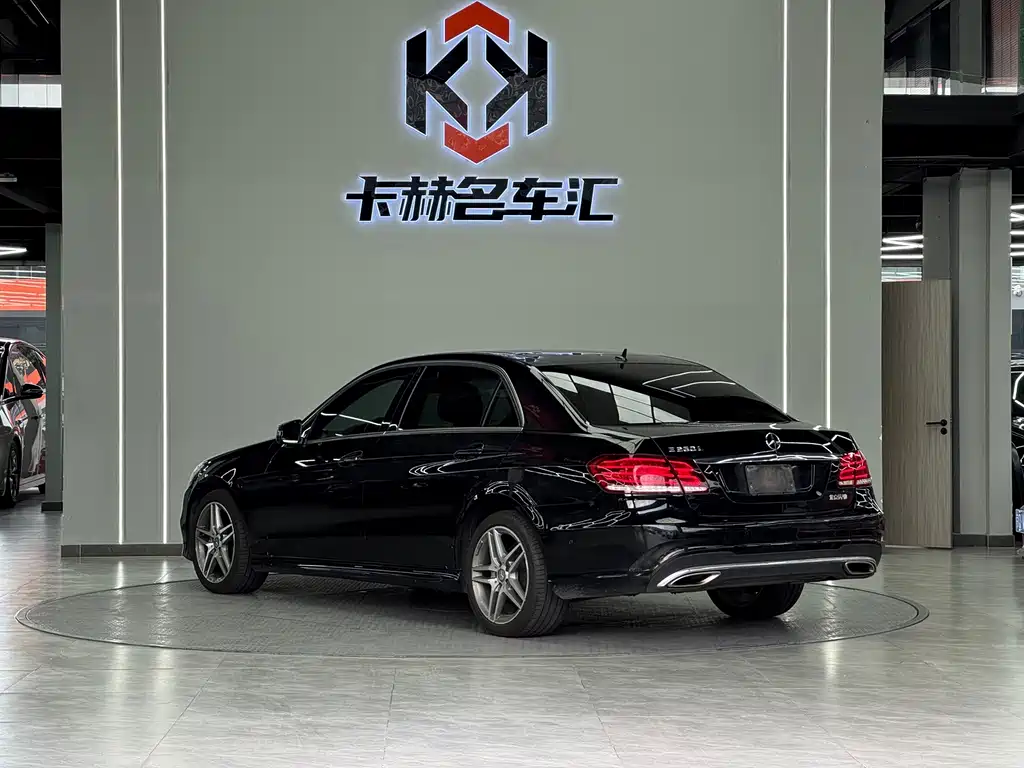 Mercedes-Benz E-Class 2015